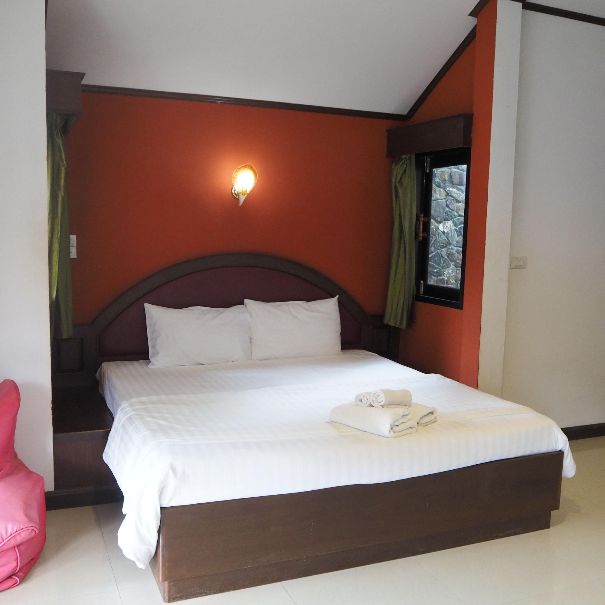 Needa Rock Resort Khanom Exterior photo