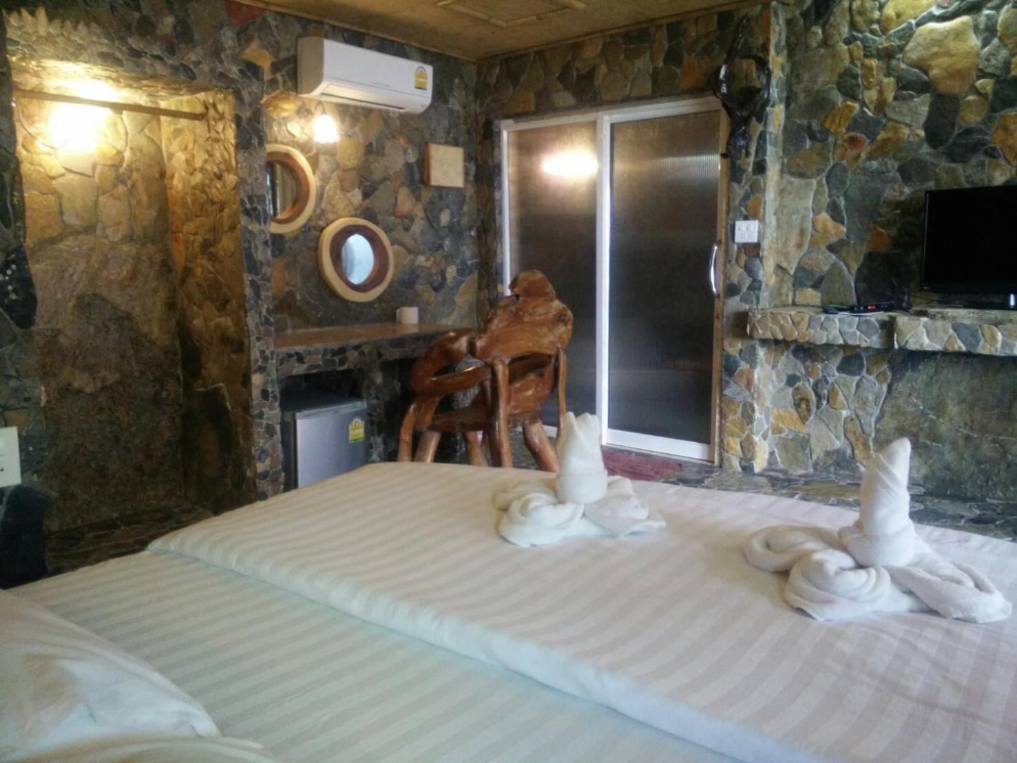 Needa Rock Resort Khanom Room photo