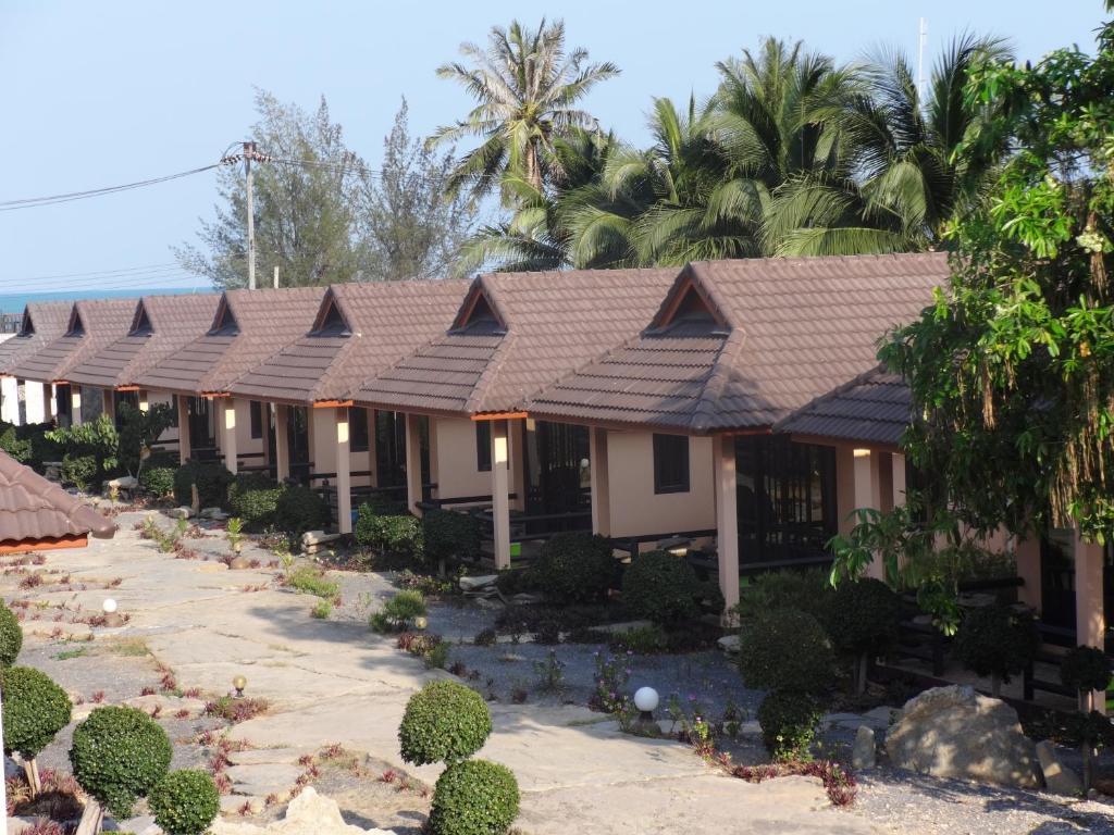 Needa Rock Resort Khanom Room photo